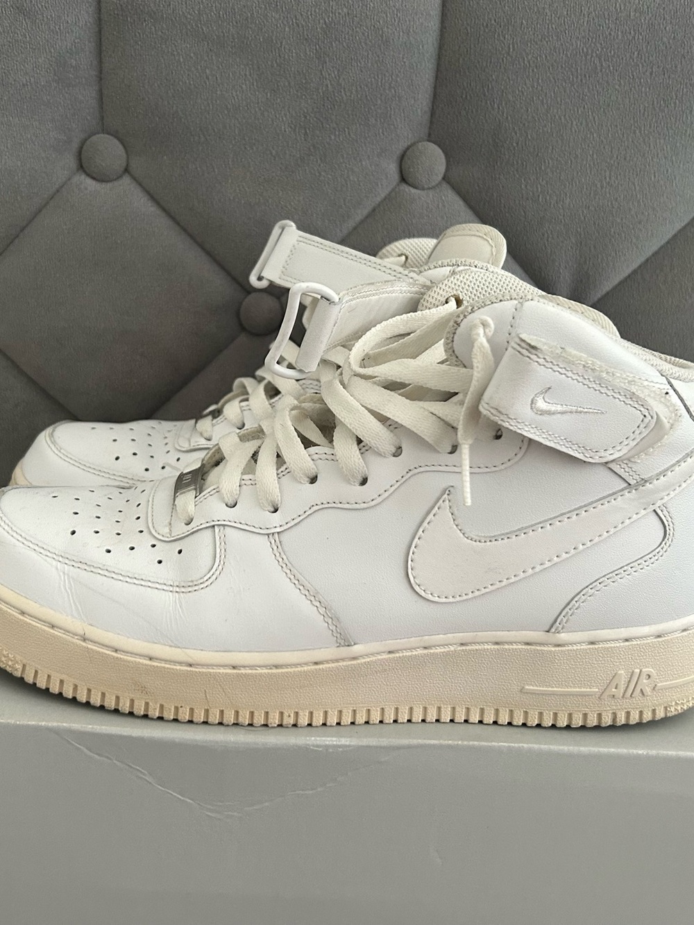 Nike Air Force 1 Mid '07 "Triple White